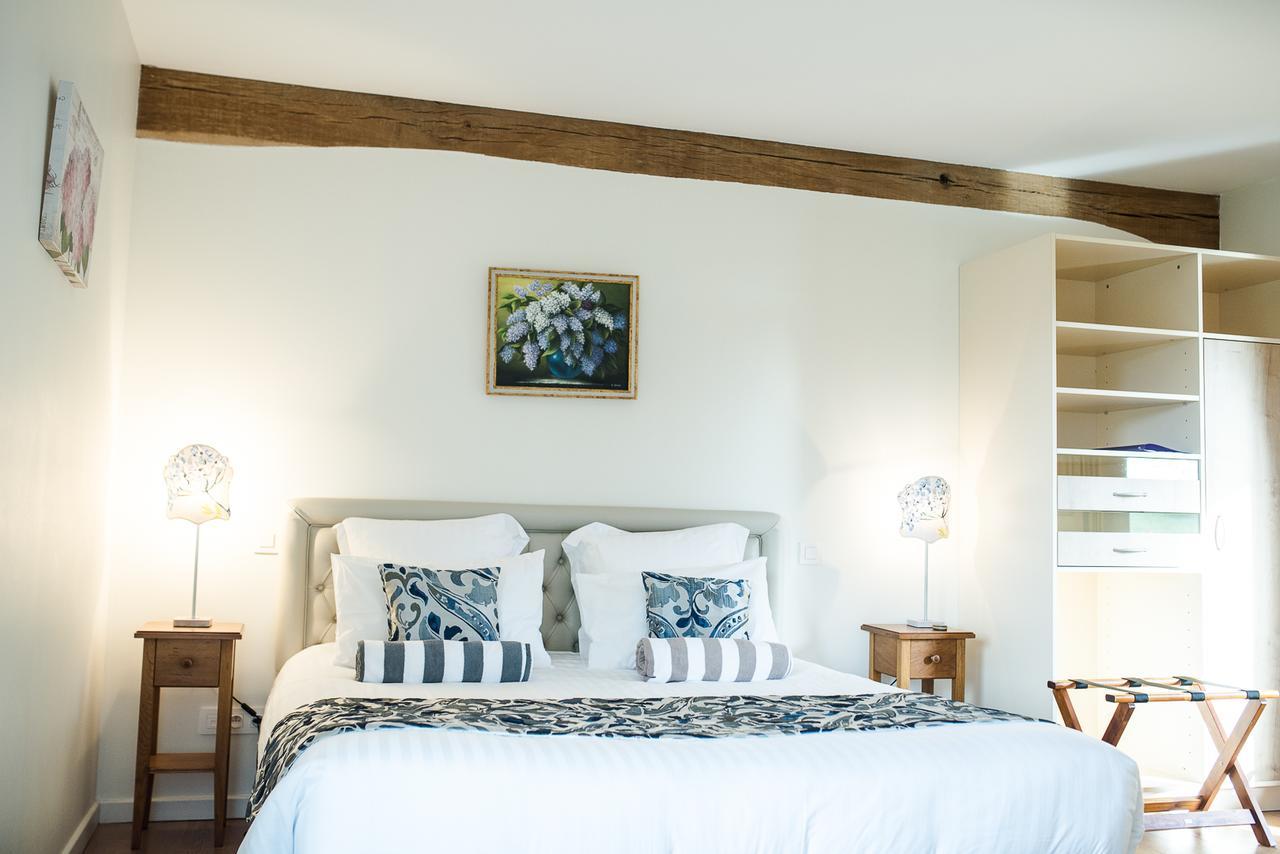 บีแอนด์บี เลอ โคล่ ดู ฟาร์ Bed & Breakfast Saint-Samson-de-la-Roque ภายนอก รูปภาพ